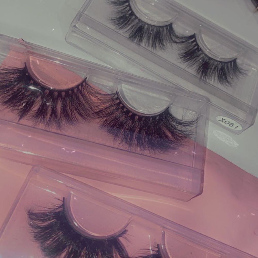 Lash Bundle - Picture 4 of 6